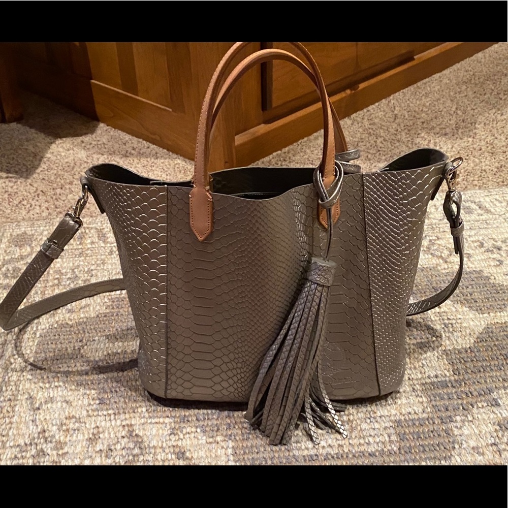 Ala Pilar large purse